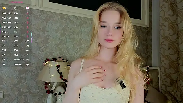 Snapshot of Emma_Frosty chatting on 06/17/26, 10:19 Emma Frosty online show from 06/17/26, 10:19