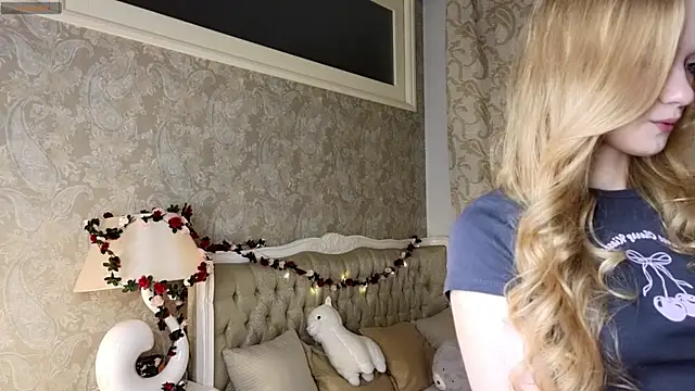 Emma Frosty online show from 11/05/25, 07:39