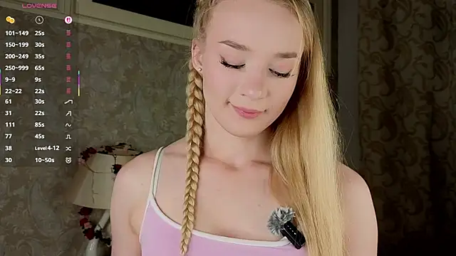 Snapshot of Emma_Frosty chatting on 06/26/26, 10:37 Emma Frosty online show from 06/26/26, 10:37