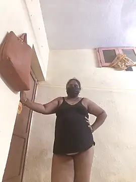 Villageanuty online show from 10/04/25, 07:04