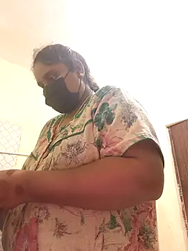 Villageanuty online show from 10/18/25, 06:59