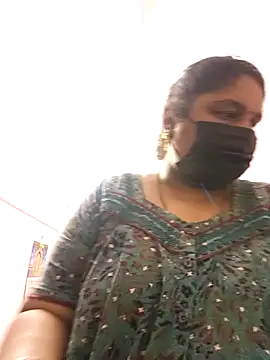 Snapshot of Villageanuty chatting on 02/17/26, 03:37 Villageanuty online show from 02/17/26, 03:37