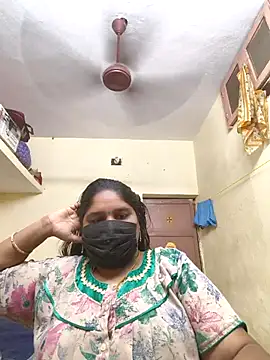 Villageanuty online show from 11/25/25, 03:40