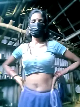 Snapshot of Tamilauntyhot chatting on 09/18/25, 02:14 Tamilauntyhot online show from 09/18/25, 02:14