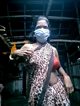 Snapshot of Tamilauntyhot chatting on 10/04/25, 02:57 Tamilauntyhot online show from 10/04/25, 02:57