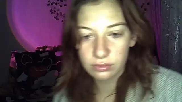 Lily Ember online show from 11/20/25, 05:02