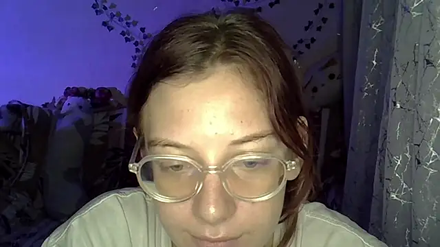 Lily Ember online show from 11/27/25, 06:19