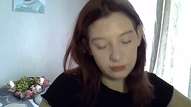 Lily Ember online show from 10/11/25, 11:00