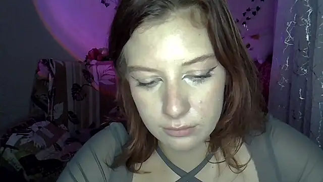 Lily Ember online show from 11/30/25, 06:30