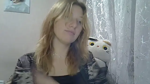 Lily Ember online show from 10/05/25, 07:15