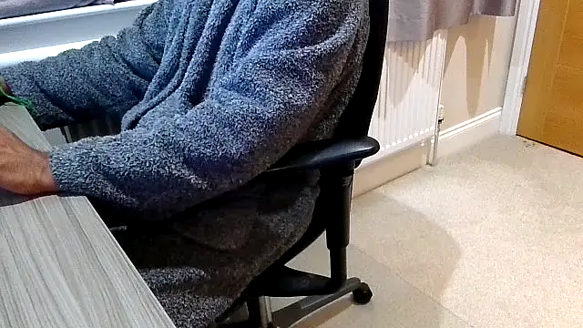 Snapshot of rogamuffin chatting on 09/17/25, 09:39 rogamuffin online show from 09/17/25, 09:39