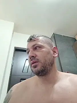 Aly-john1985 online show from 10/25/25, 04:33