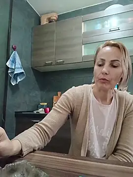 Aly-john1985 online show from 11/18/25, 07:11