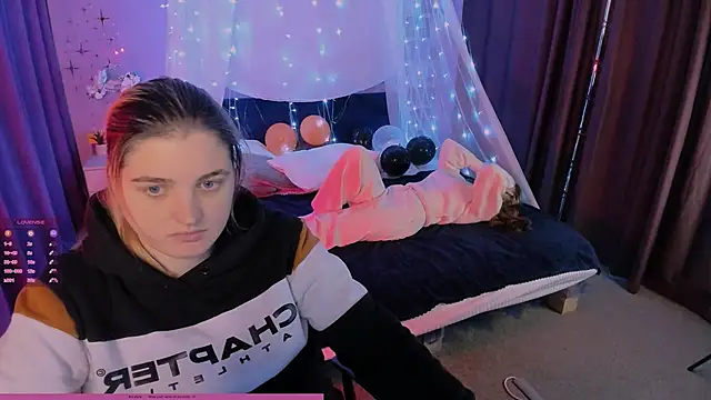 inga gree online show from 11/02/25, 08:03