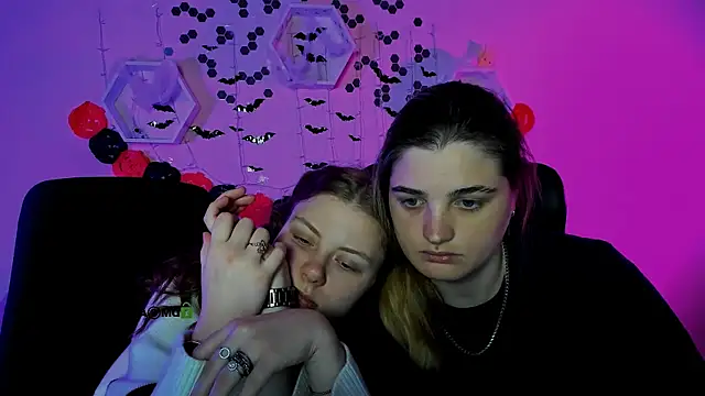 inga gree online show from 10/28/25, 07:57