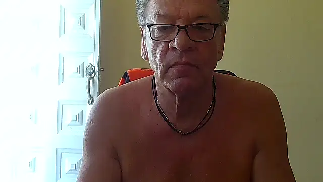 Unique X perience online show from 03/16/26, 03:37