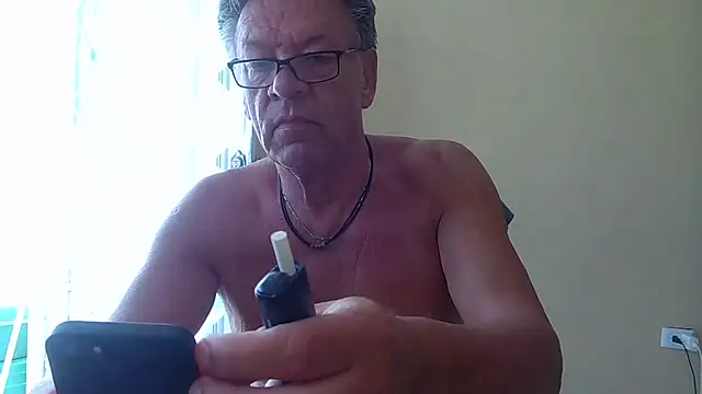 Unique X perience online show from 03/21/26, 02:43