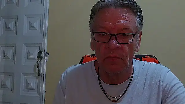 Unique X perience online show from 03/15/26, 01:56