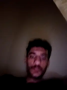 Snapshot of yolgezer073 chatting on 10/10/25, 12:44 yolgezer073 online show from 10/10/25, 12:44