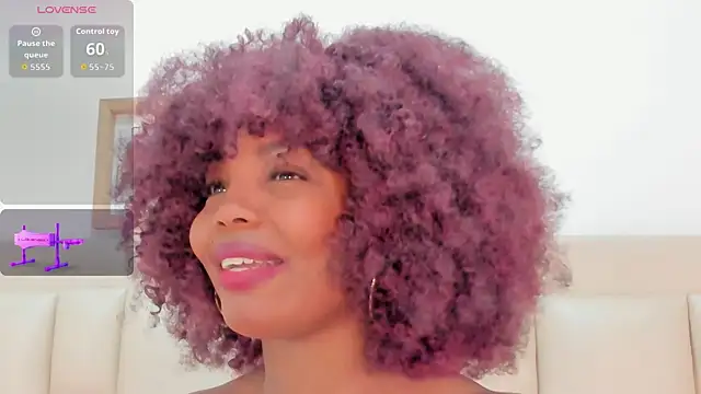 dakhota    online show from 10/24/25, 11:09