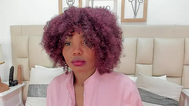 dakhota    online show from 09/30/25, 11:16