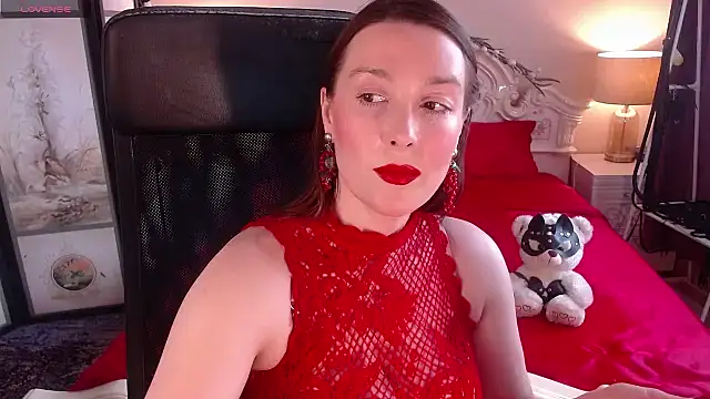 Snapshot of SofiaBimboss chatting on 07/18/26, 02:53 SofiaBimboss online show from 07/18/26, 02:53