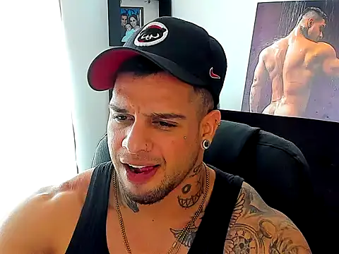 Marck Mathews online show from 12/02/25, 03:03