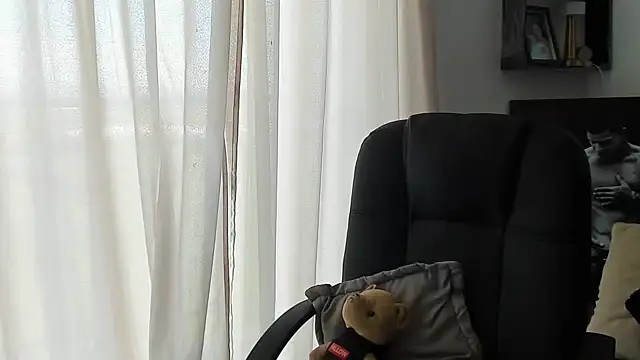 Marck Mathews online show from 09/19/25, 03:16