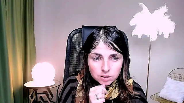 MartaEdams online show from 11/19/25, 06:24