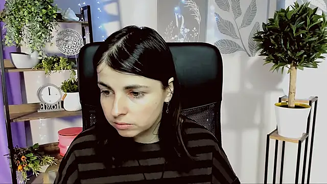 MartaEdams online show from 02/17/26, 06:22