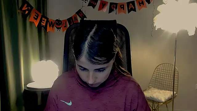 MartaEdams online show from 10/29/25, 06:12