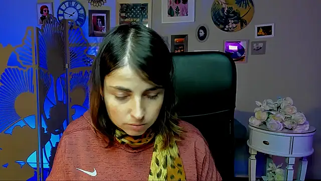 MartaEdams online show from 11/24/25, 06:13