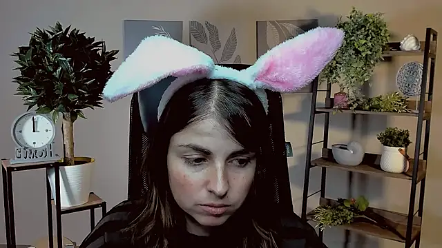 MartaEdams online show from 11/13/25, 06:17