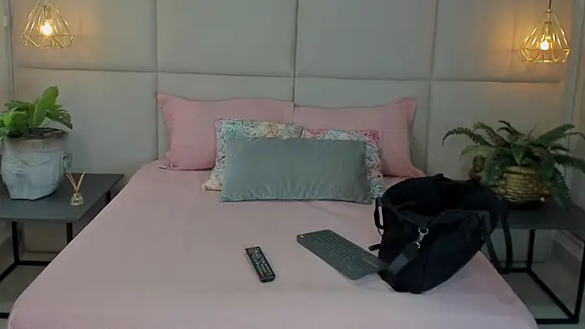 SamayRyann online show from 04/18/26, 01:46