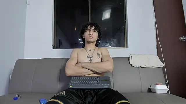 Snapshot of JackesTaylor chatting on 04/09/26, 06:19 JackesTaylor online show from 04/09/26, 06:19