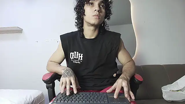 Snapshot of JackesTaylor chatting on 03/31/26, 06:15 JackesTaylor online show from 03/31/26, 06:15