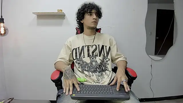 JackesTaylor online show from 11/08/25, 04:38