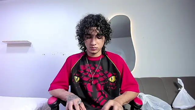 Snapshot of JackesTaylor chatting on 04/05/26, 05:03 JackesTaylor online show from 04/05/26, 05:03