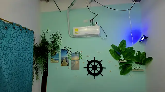 eladyrous98 online show from 02/22/26, 02:41