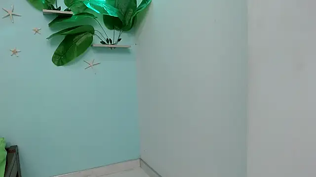 Snapshot of eladyrous98 chatting on 10/30/25, 02:36 eladyrous98 online show from 10/30/25, 02:36