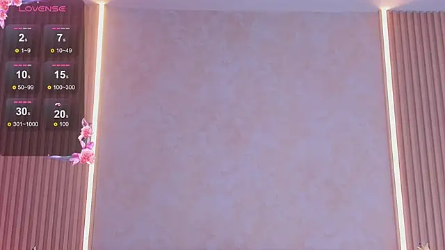 ZOEBARLOWE online show from 10/29/25, 07:13