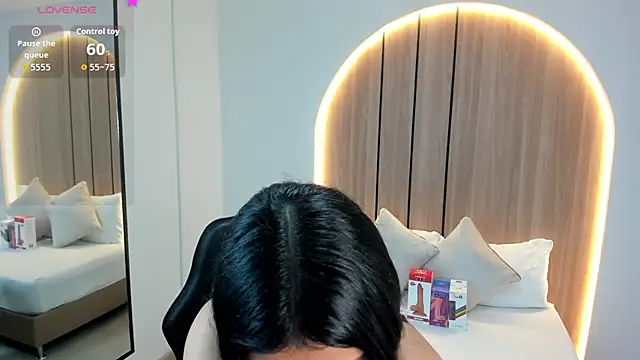 norah 777 online show from 09/27/25, 10:49