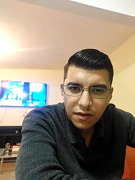 juicysmalls online show from 11/28/25, 11:05