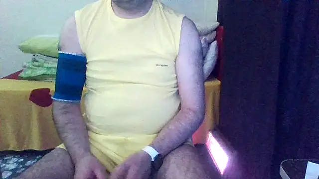 st206boy online show from 04/15/26, 09:48