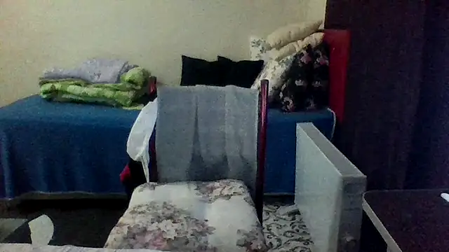 st206boy online show from 11/10/25, 01:10