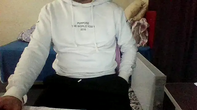 st206boy online show from 11/14/25, 12:58