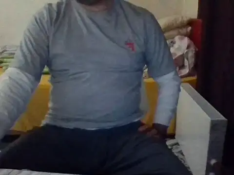 st206boy online show from 10/04/25, 12:23