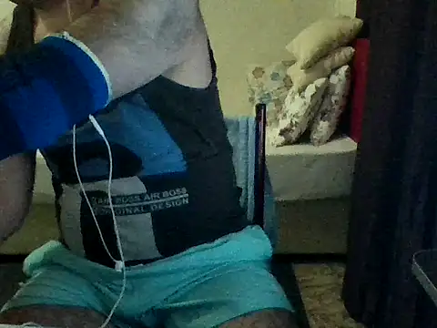 st206boy online show from 09/09/25, 12:43