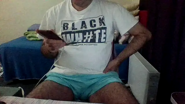 st206boy online show from 11/24/25, 12:43