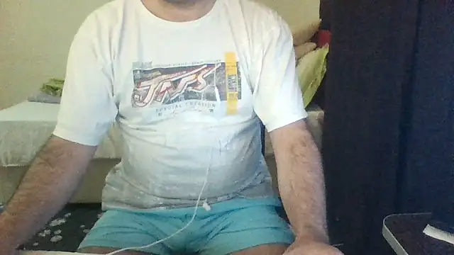 Snapshot of st206boy chatting on 07/01/26, 12:00 st206boy online show from 07/01/26, 12:00